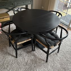 Kitchen Table & Chairs 