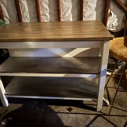 Kitchen Island 