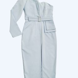 Step out in style with this elegant light blue jumpsuit. Perfect for any occasion, it features a chic design with a stylish belt detail. Elevate your 