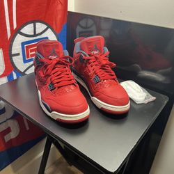 Air Jordan 4 Retro ‘FIBA’