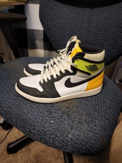 Jordan 1 Volt 