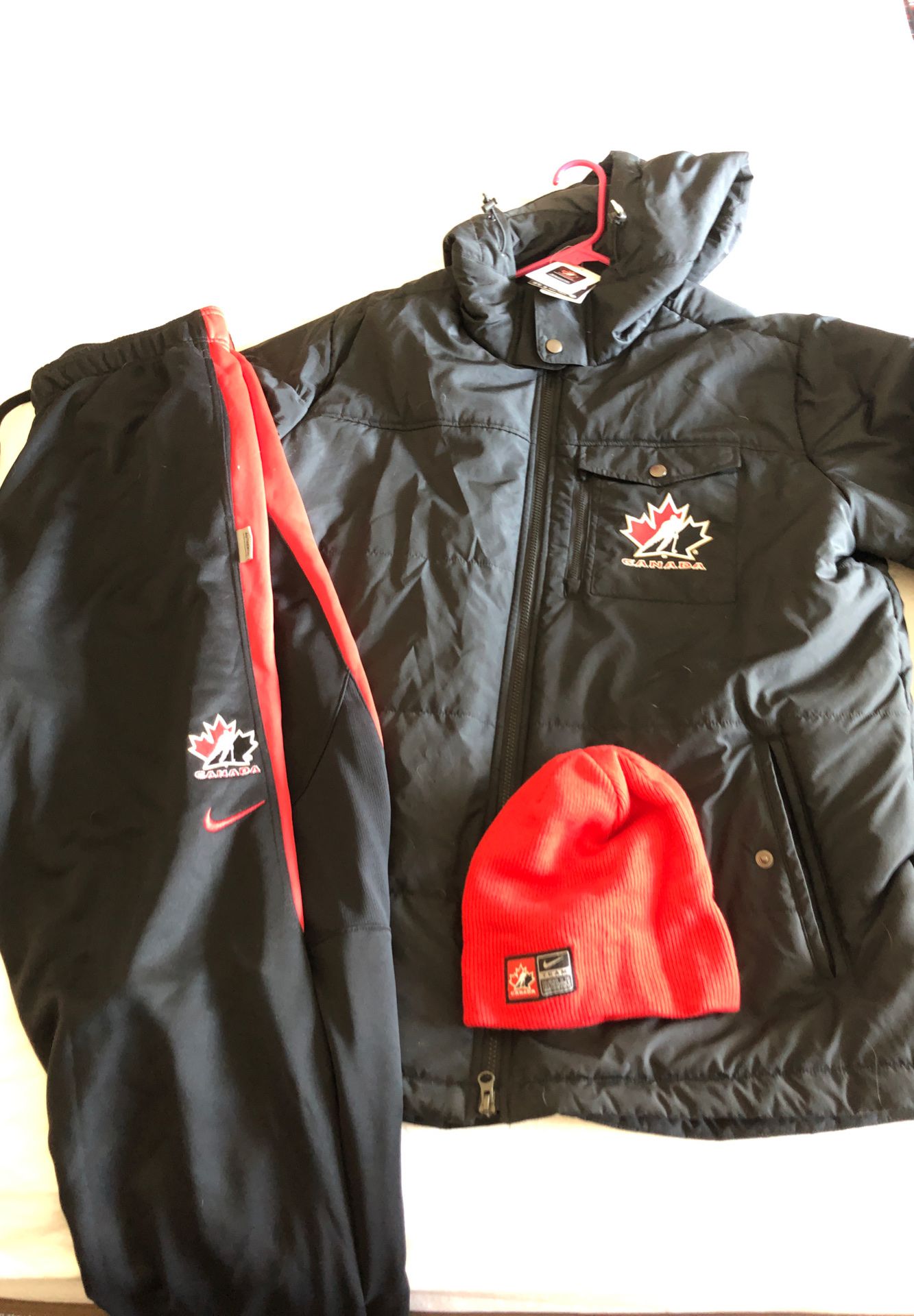 Nike Canadian Hockey Jacket, Sweats and Beanie
