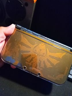 Nintendo "New" 3DS XL w/ Pokemon Black 2