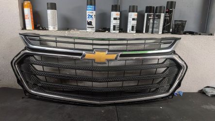 2018-2019-2020 CHEVROLET TRAVERSE GRILL OEM USED #10579
