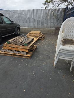 Free pallets