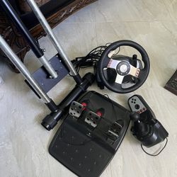 Logitech G27 Driving Simulator