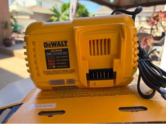 DEWALT 20V/60V FAST CHARGER BRAND NEW PRICE IS FIRM