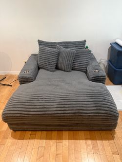 Oversized Double Chaise Lounge with Cup Holders