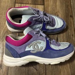 Womens Chanel Shoes Sz 42