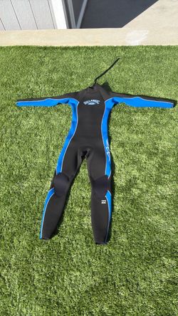Billabong Recycler wetsuit youth 12 thickness 3,2 approx fit 4’10”-5’1” 80-95lb