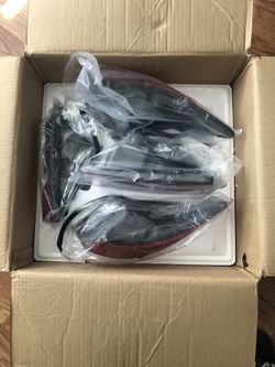 2007 Lexus IS350 Tail Lights + Passenger Side Headlight (with bulbs)