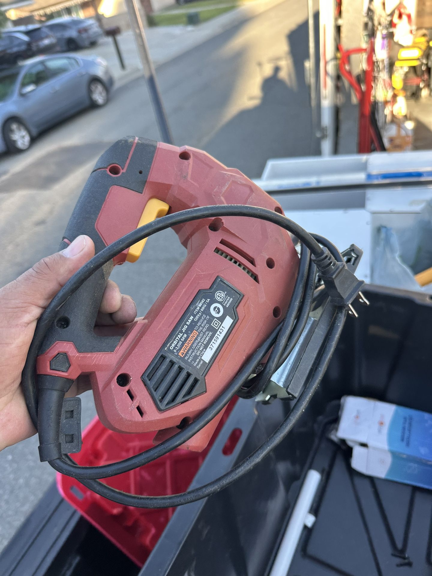 Chicago Electric 5 Amp Heavy Duty Tool-Free Variable Speed Orbital Jig Saw (Item 69582)