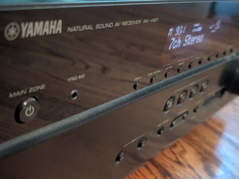 Yamaha RX-V681 Natural Sound Receiver