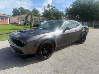 Challenger scat pack wide body 2023