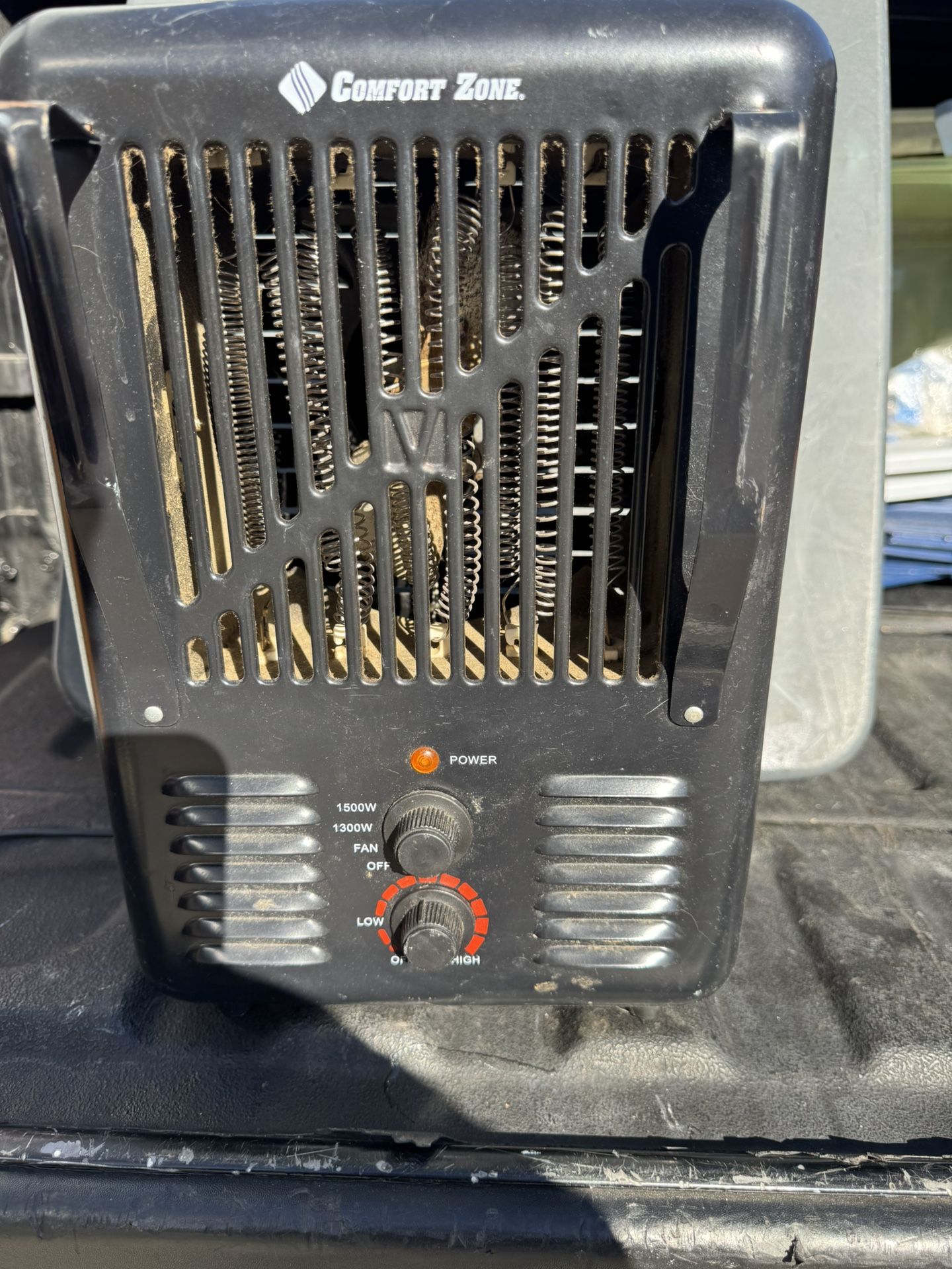 Comfort Zone Milkhouse Style Utility Space Heater W/Adjustable Thermostat