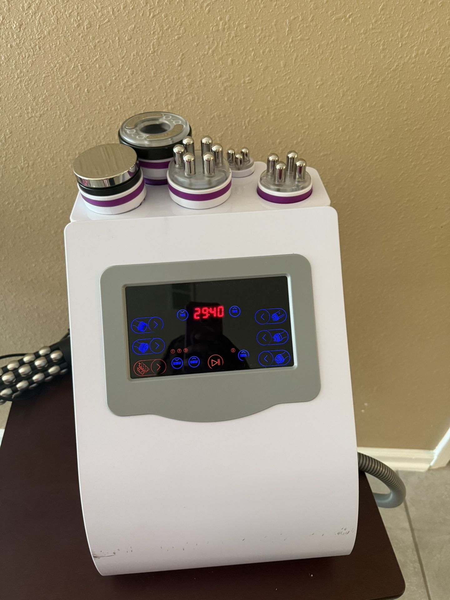 40 K 6 in 1 Ultrasonic Cavitation Machine With Laser Lipo Pads And Electric Muscle Stimulation machine