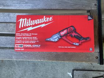 Milwaukee M18 18-Volt Lithium-Ion Cordless 18-Gauge Double Cut Metal Shear.  Brand NEW.  Tool Only.