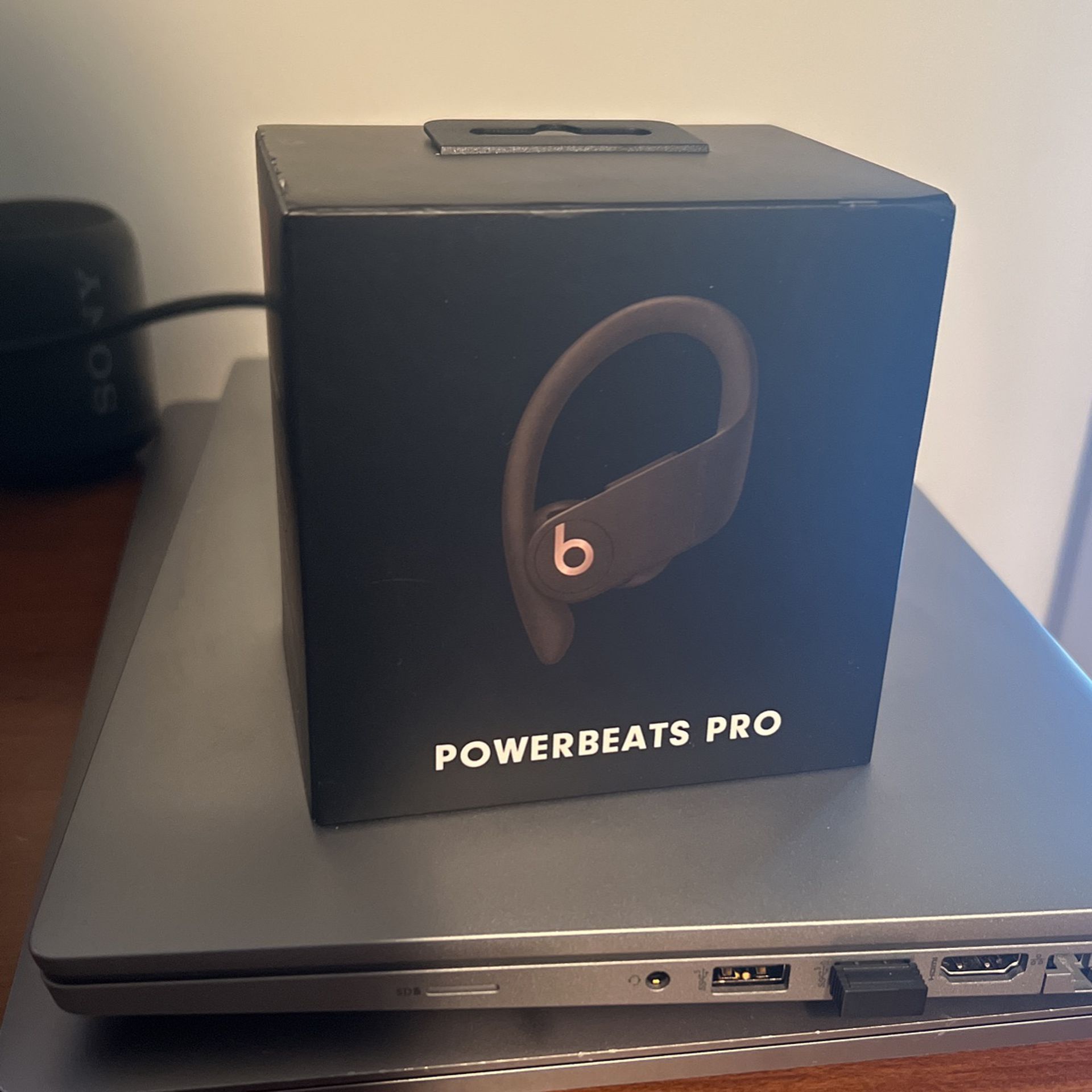 Powerbeats Pro - like New 