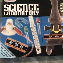 New In Box Science Lab Set Kids Teens  NIB