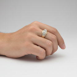 14K Yellow Gold Diamonds Mens Ring - 0.31ct