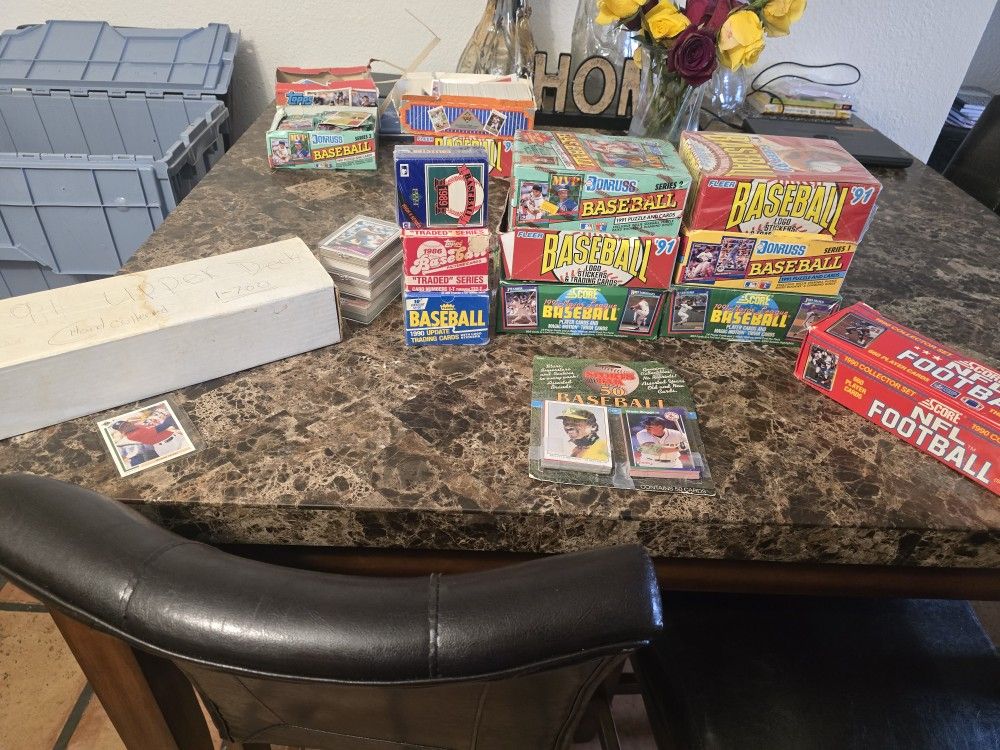BaseBall Cards From Early 90s