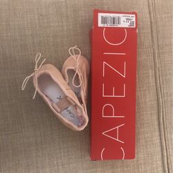 Capezio Daisy Ballet Shoes, 6.5 N