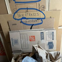 Moving boxes And Packing Materials 