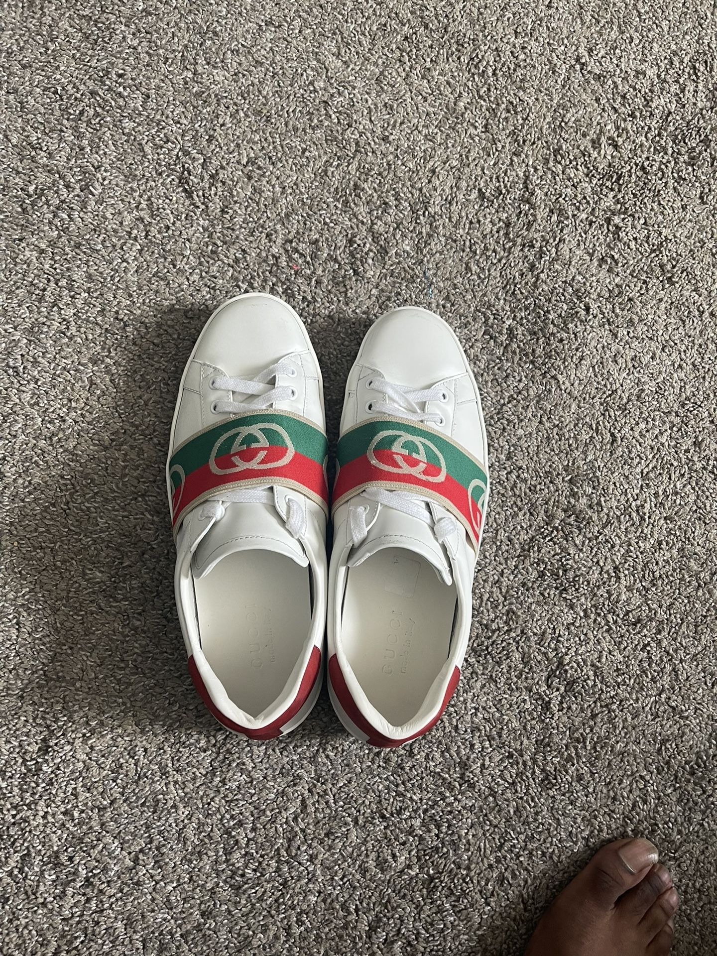 Gucci shoes
