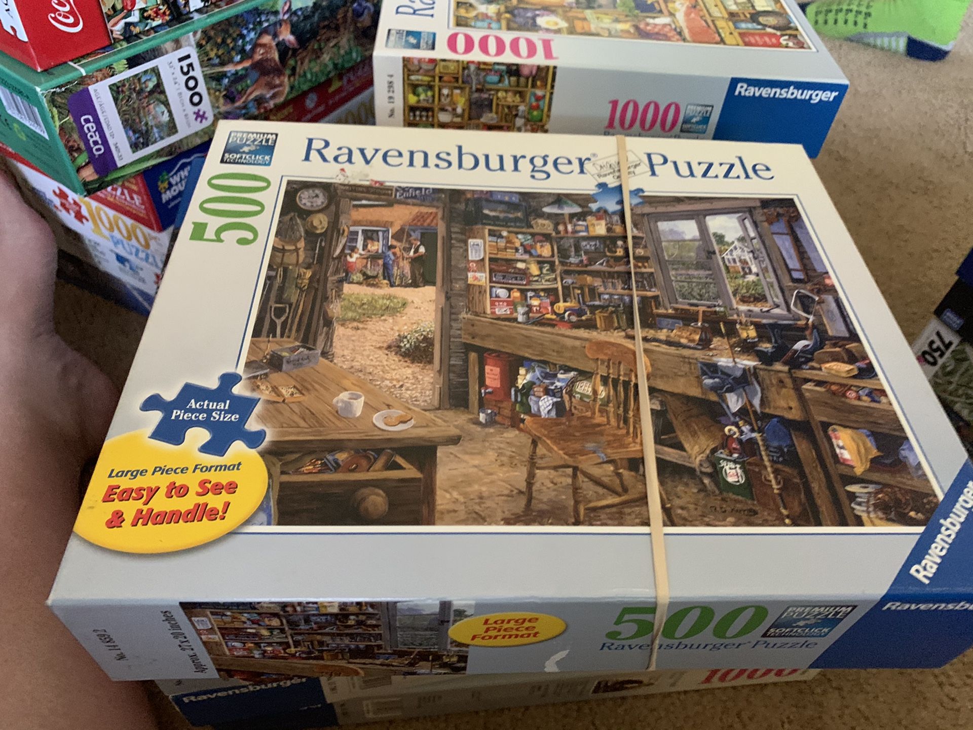 Ravensburger puzzles 9 in total 500 and 1000 piece