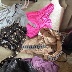 430 Clothing Men Women Boy Kids Mix Size Jeans Pants Jacket Shorts Tishert All For $150