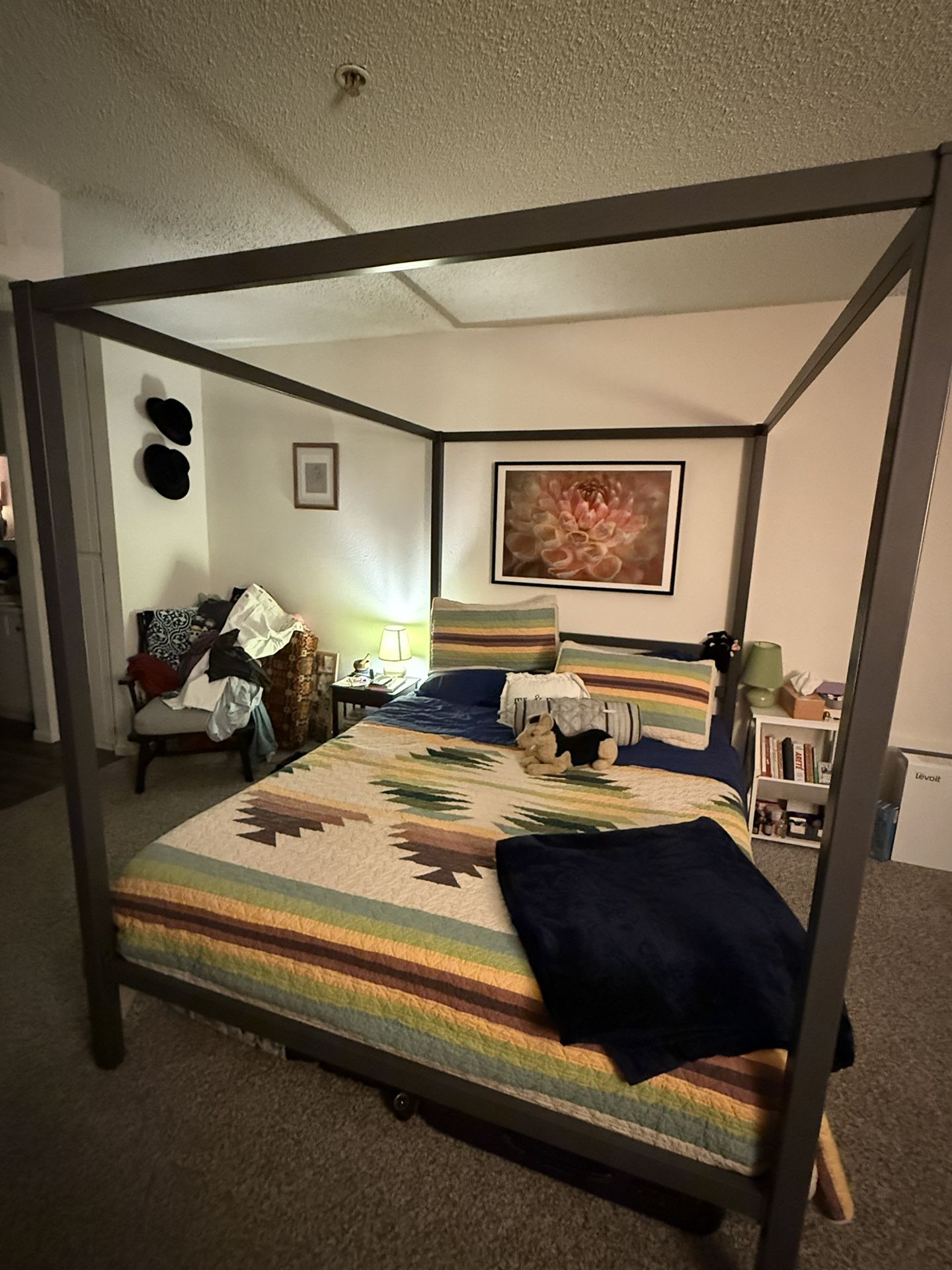 Queen Size Canopy Bed Frame