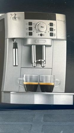 DeLonghi Magnifica Automatic espresso and Cappuccino machine