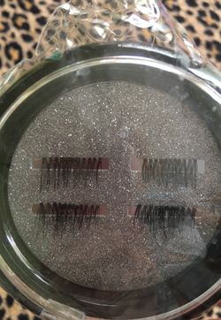 *New* Magnetic eye lashes