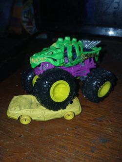 5 Monster Jam Trucks