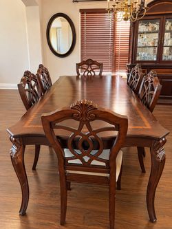Dining Room Set + Matching Hutch