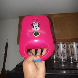 Mini Mouse Cupcake Maker 