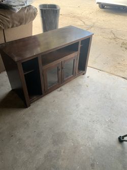 Tv stand