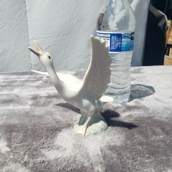 Vintage Lladro Porcelain Goose Figurine 