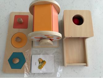 Montessori toys