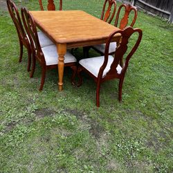 Vintage Dining Table And Chairs 
