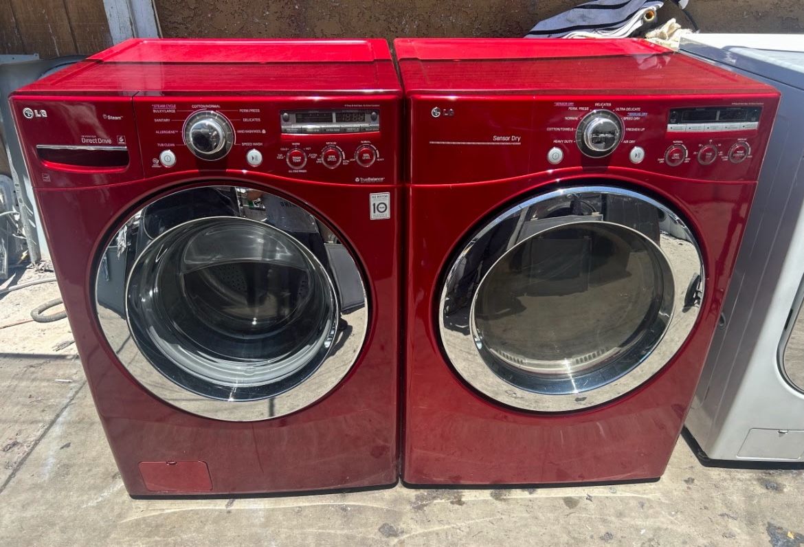 LG.  WASHER AND GAS DRYER 