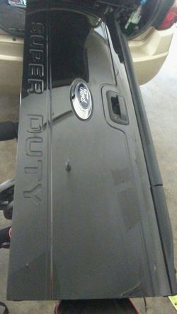 I have a black ford f250 super duty with a camera 350 obo its in perfect condition. No scrashes or den t