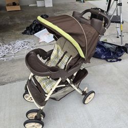 GRACO BABY STROLLER. STROLLER