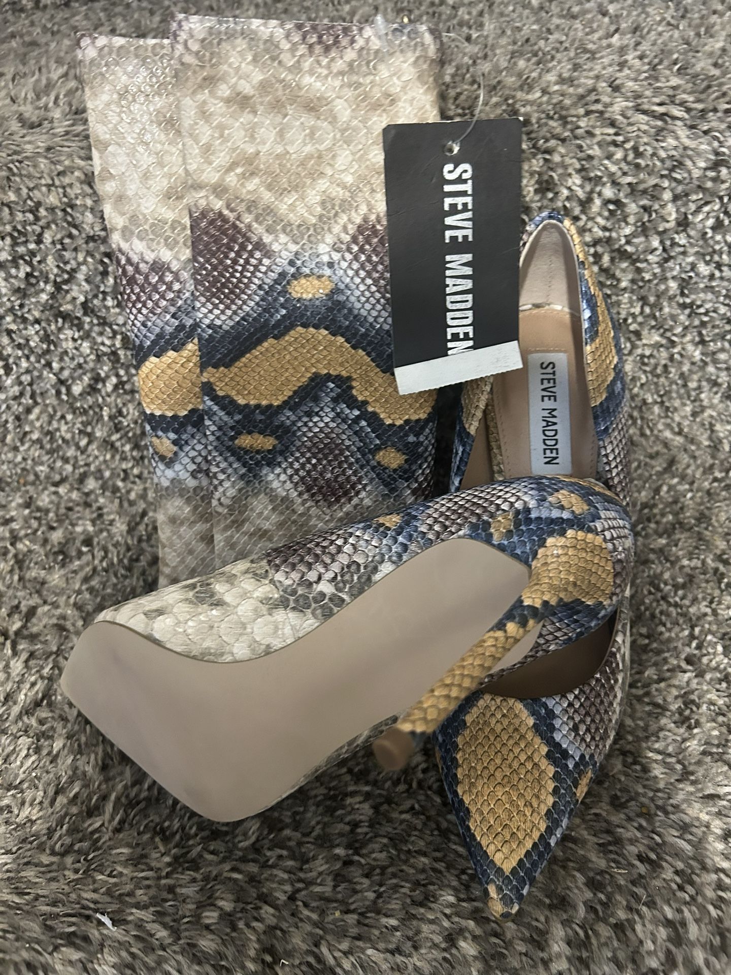 Multiple color heels