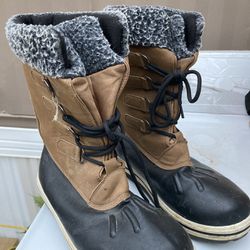 Used Snow Boots  Size 6 In Mens