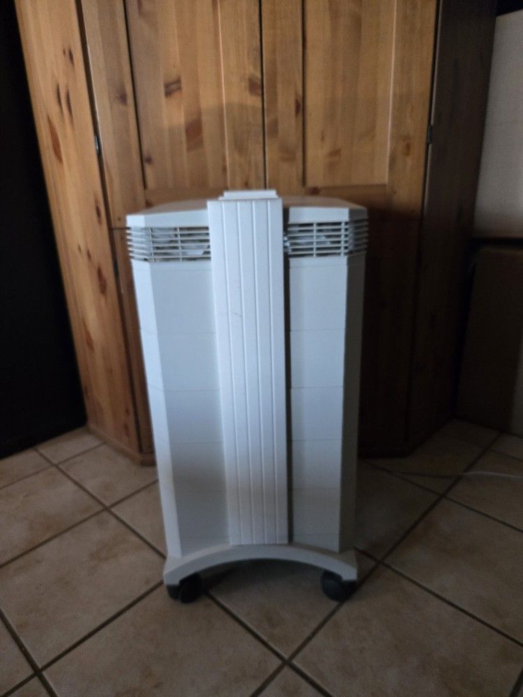 Medical Grade HEPA filtrated Air Purifier