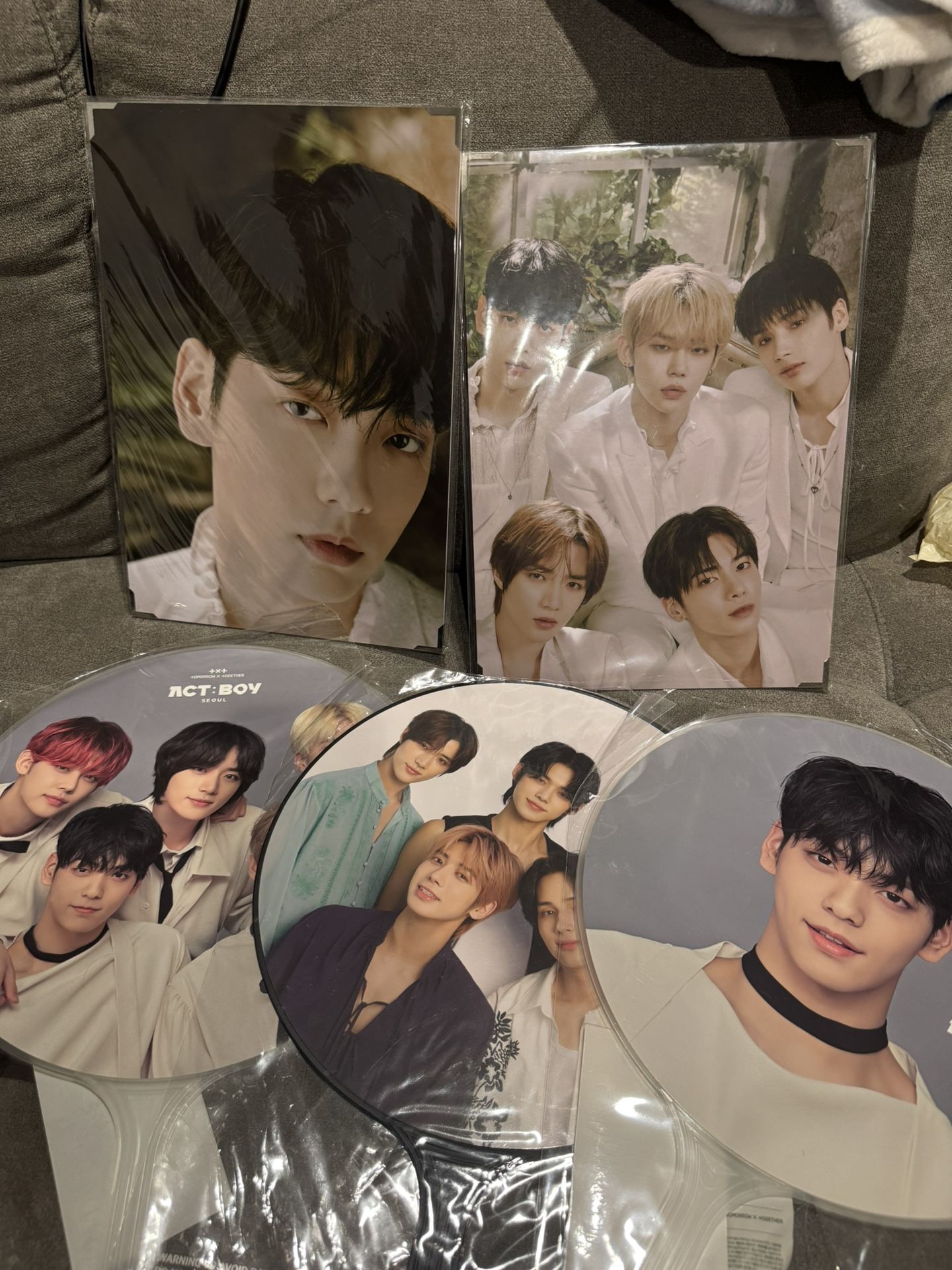 TXT Tomorrow By Together Merch Pocket Premium Photo