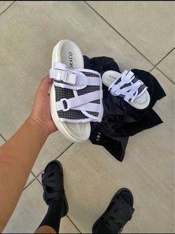 2 hats and 1 pair of Draco slides