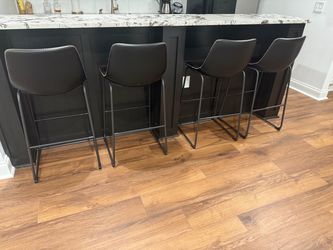 Set of 4 Black Faux Leather Bar Stools