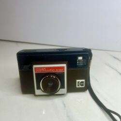 Kodak Instamatic X-15F film camera